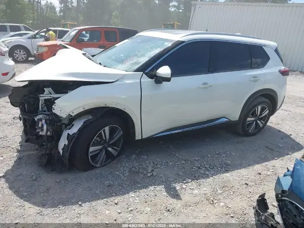 5N1BT3CB3PC805557 2023 NISSAN ROGUE - Image 2