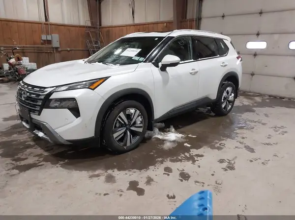 5N1BT3CB3RC716350 2024 NISSAN ROGUE - Image 2