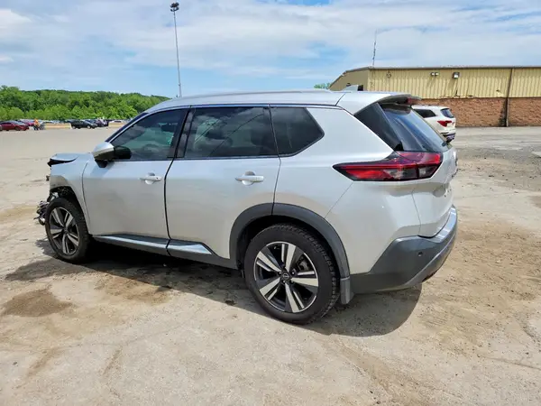5N1BT3CB4NC677827 2022 NISSAN ROGUE - Image 2
