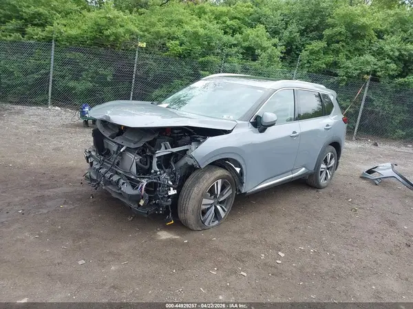 5N1BT3CB4PC684425 2023 NISSAN ROGUE - Image 2