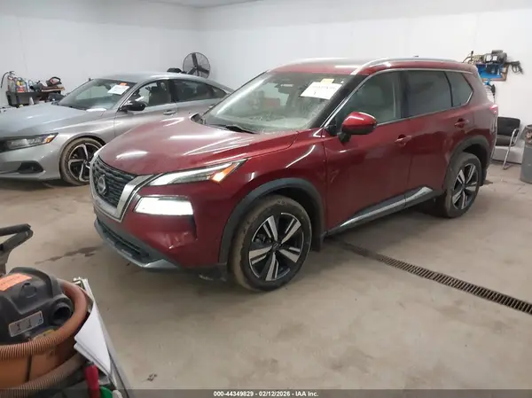 5N1BT3CB4PC735065 2023 NISSAN ROGUE - Image 2