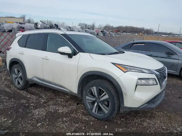 5N1BT3CB4PC789823 2023 NISSAN ROGUE - Image 1