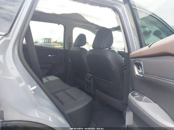 5N1BT3CB4PC878517 2023 NISSAN ROGUE - Image 8