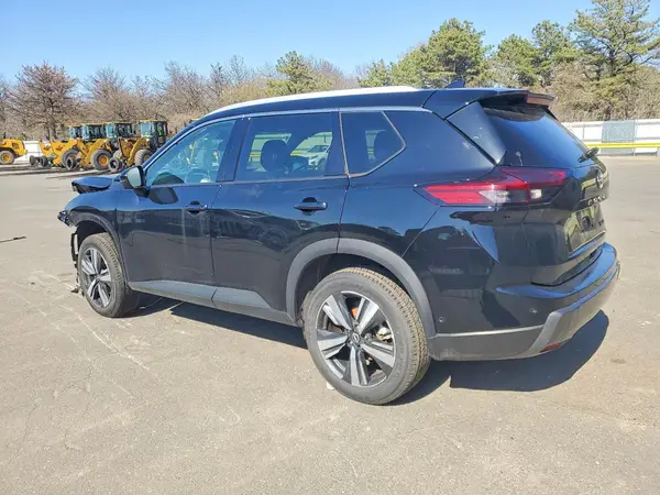 5N1BT3CB4RC673055 2024 NISSAN ROGUE - Image 2