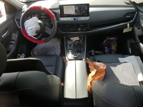 5N1BT3CB4RC739538 2024 NISSAN ROGUE - Image 8
