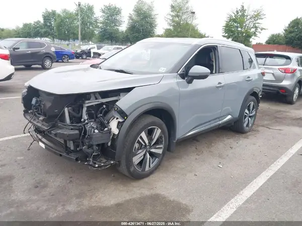 5N1BT3CB5NC702573 2022 NISSAN ROGUE - Image 2