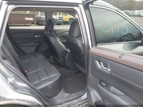 5N1BT3CB5PC880213 2023 NISSAN ROGUE - Image 8