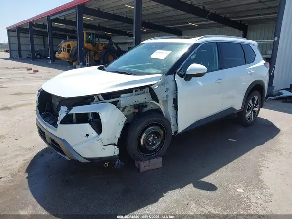 5N1BT3CB5RC680063 2024 NISSAN ROGUE - Image 2
