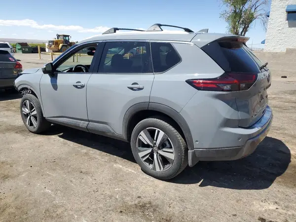 5N1BT3CB5RC709514 2024 NISSAN ROGUE - Image 2