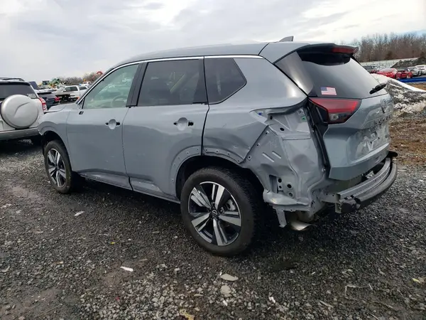 5N1BT3CB5RC728032 2024 NISSAN ROGUE - Image 2