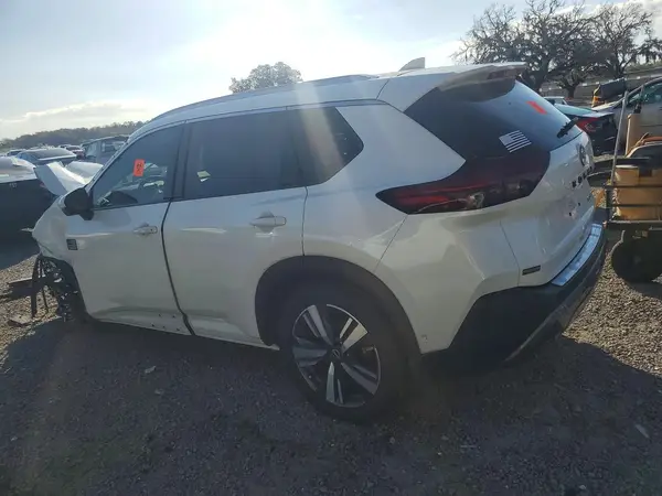 5N1BT3CB6PC842621 2023 NISSAN ROGUE - Image 2