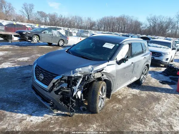 5N1BT3CB7NC697957 2022 NISSAN ROGUE - Image 2