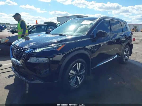 5N1BT3CB7NC721271 2022 NISSAN ROGUE - Image 2