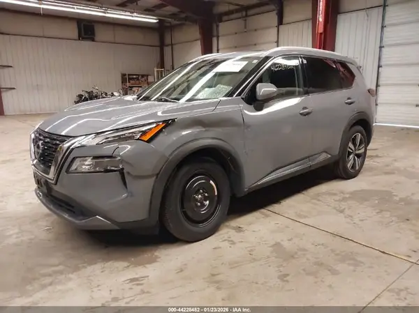 5N1BT3CB7PC811698 2023 NISSAN ROGUE - Image 2