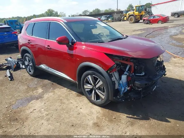 5N1BT3CB8NC698776 2022 NISSAN ROGUE - Image 1