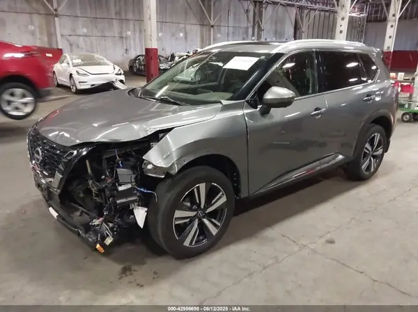 5N1BT3CB8PC751835 2023 NISSAN ROGUE - Image 2