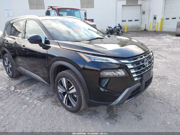 5N1BT3CB8RC705361 2024 NISSAN ROGUE - Image 1