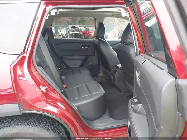 5N1BT3CB8RC739042 2024 NISSAN ROGUE - Image 8