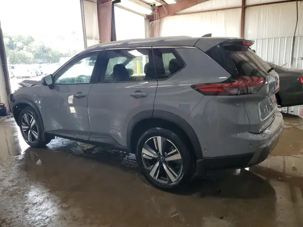5N1BT3CB8RC741258 2024 NISSAN ROGUE - Image 2