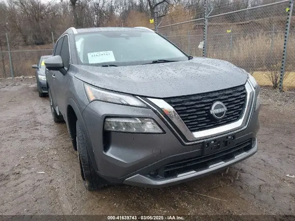5N1BT3CB9NC717447 2022 NISSAN ROGUE - Image 1