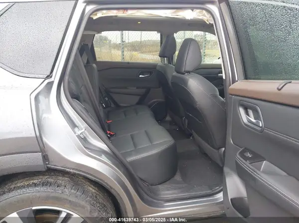 5N1BT3CB9NC717447 2022 NISSAN ROGUE - Image 8