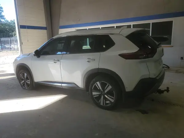 5N1BT3CB9PC751021 2023 NISSAN ROGUE - Image 2