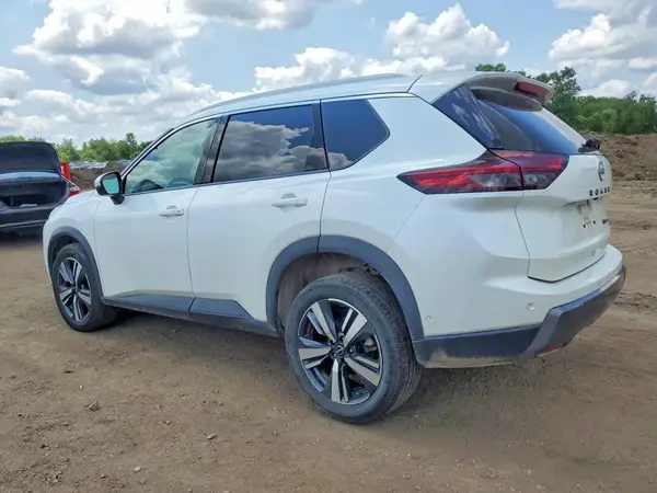 5N1BT3CB9RC733704 2024 NISSAN ROGUE - Image 2