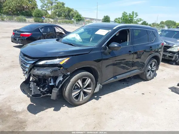 5N1BT3CB9RC736683 2024 NISSAN ROGUE - Image 2