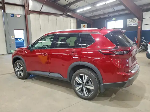 5N1BT3CBXRC715552 2024 NISSAN ROGUE - Image 2