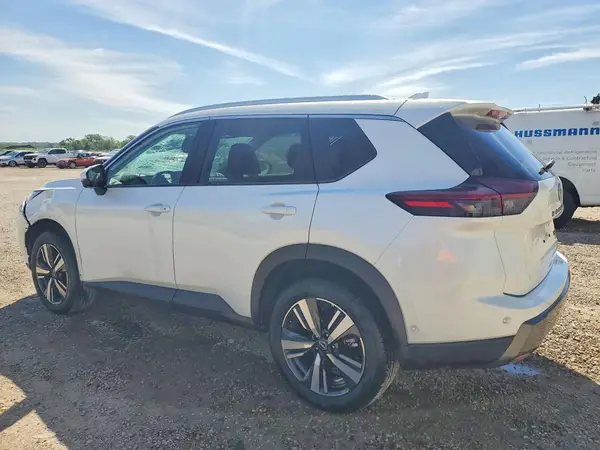 5N1BT3CBXTC696718 2026 NISSAN ROGUE - Image 2