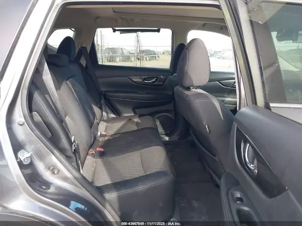 5N1ET2MT0HC780682 2017 NISSAN ROGUE - Image 8