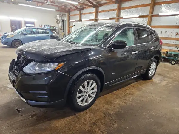 5N1ET2MT0JC822693 2018 NISSAN ROGUE - Image 1