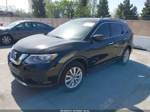5N1ET2MT1HC777080 2017 NISSAN ROGUE - Image 2