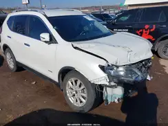 5N1ET2MT2JC811050 2018 NISSAN ROGUE