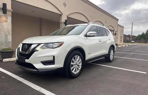 5N1ET2MT2JC811050 2018 NISSAN ROGUE - Image 2