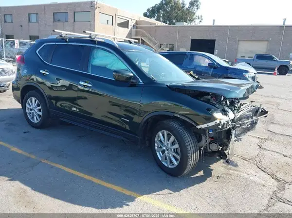 5N1ET2MT2JC851693 2018 NISSAN ROGUE - Image 1