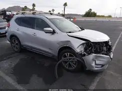 5N1ET2MT4HC786663 2017 NISSAN ROGUE