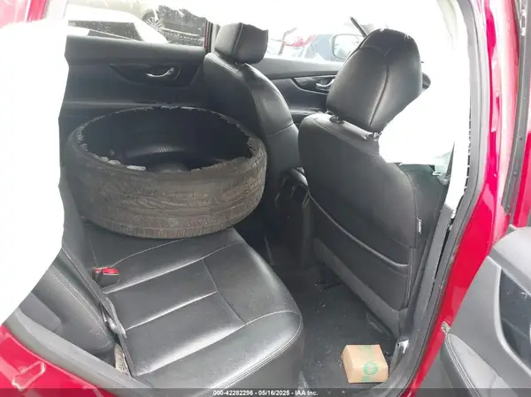 5N1ET2MT4HC792737 2017 NISSAN ROGUE - Image 8