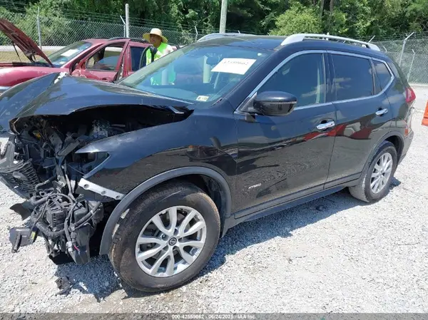 5N1ET2MT4KC706561 2019 NISSAN ROGUE - Image 2