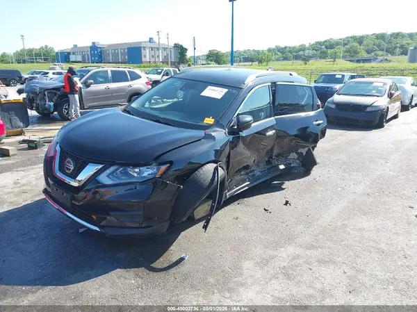 5N1ET2MT6KC721210 2019 NISSAN ROGUE - Image 2
