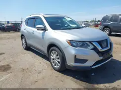 5N1ET2MT7HC830672 2017 NISSAN ROGUE