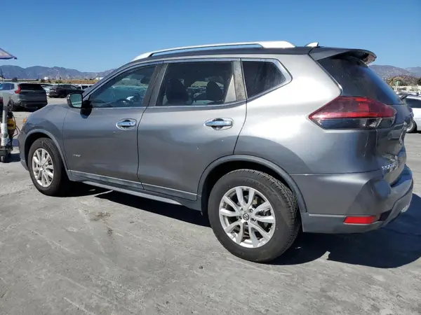 5N1ET2MT7JC843783 2018 NISSAN ROGUE - Image 2