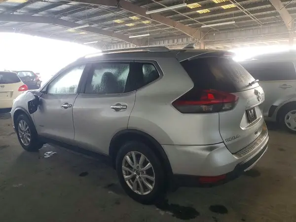 5N1ET2MT7JC851723 2018 NISSAN ROGUE - Image 2