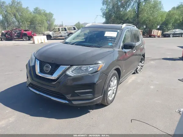 5N1ET2MT7KC719353 2019 NISSAN ROGUE - Image 2