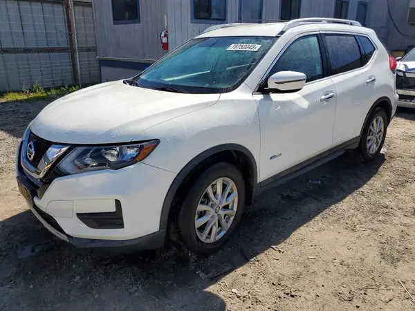5N1ET2MT9HC784746 2017 NISSAN ROGUE - Image 1