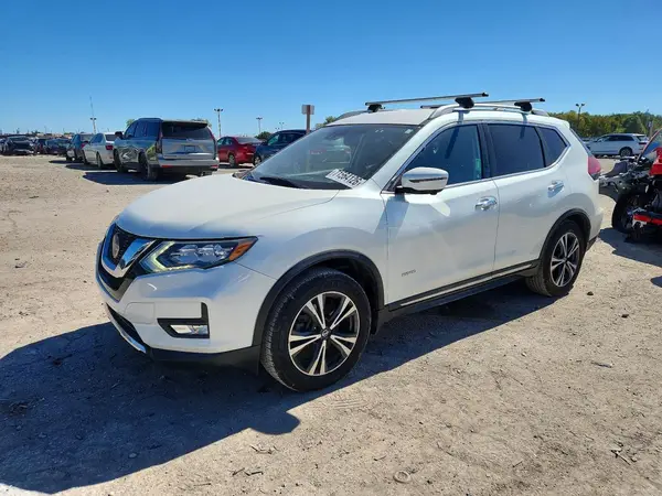 5N1ET2MT9JC811269 2018 NISSAN ROGUE - Image 1