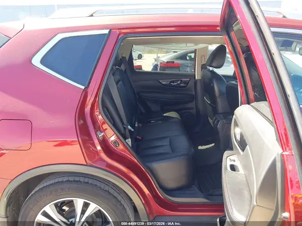 5N1ET2MT9JC837869 2018 NISSAN ROGUE - Image 8
