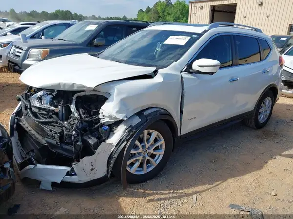 5N1ET2MT9KC745100 2019 NISSAN ROGUE - Image 2