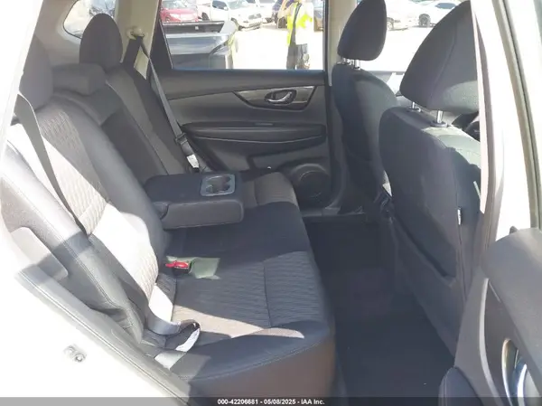 5N1ET2MT9KC745100 2019 NISSAN ROGUE - Image 8