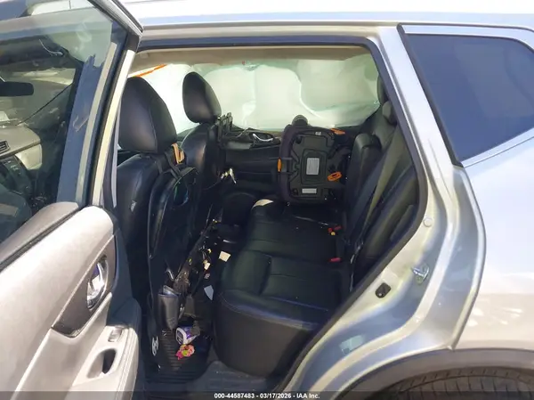 5N1ET2MTXHC775554 2017 NISSAN ROGUE - Image 8